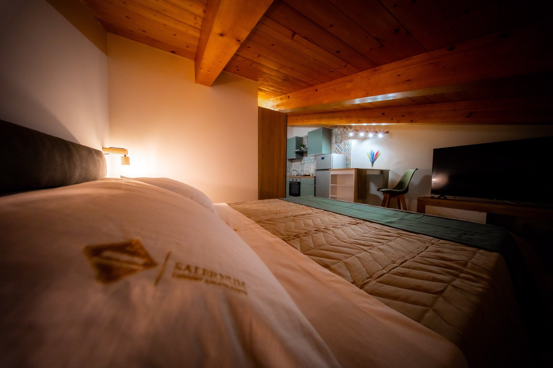 Camera 12 di Salernum Luxury Apartments
